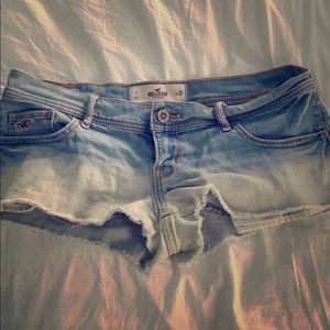 Cute Hollister Jean Shorts